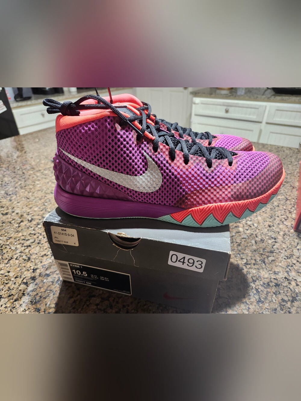 Nike Kyrie 1 "Easter" (2015) - Medium Berry/Hot Lava Size 10.5